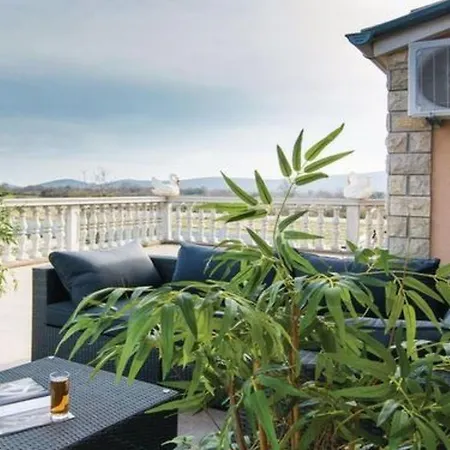 Laura Mit Pool By Interhome * Stankovci (Zadar)