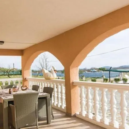 Laura Mit Pool By Interhome Apartment