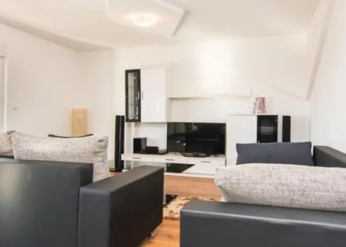 Laura Mit Pool By Interhome Apartment *