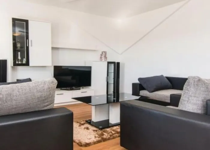 Apartment Laura Mit Pool By Interhome Stankovci (Zadar)